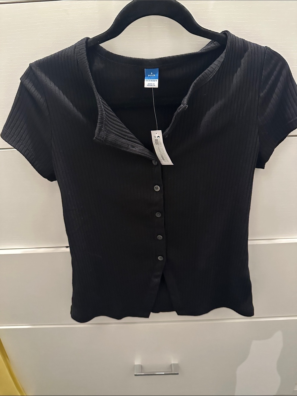 NWT Old Navy Black Ribbed Button-Up Short Sleeve Top